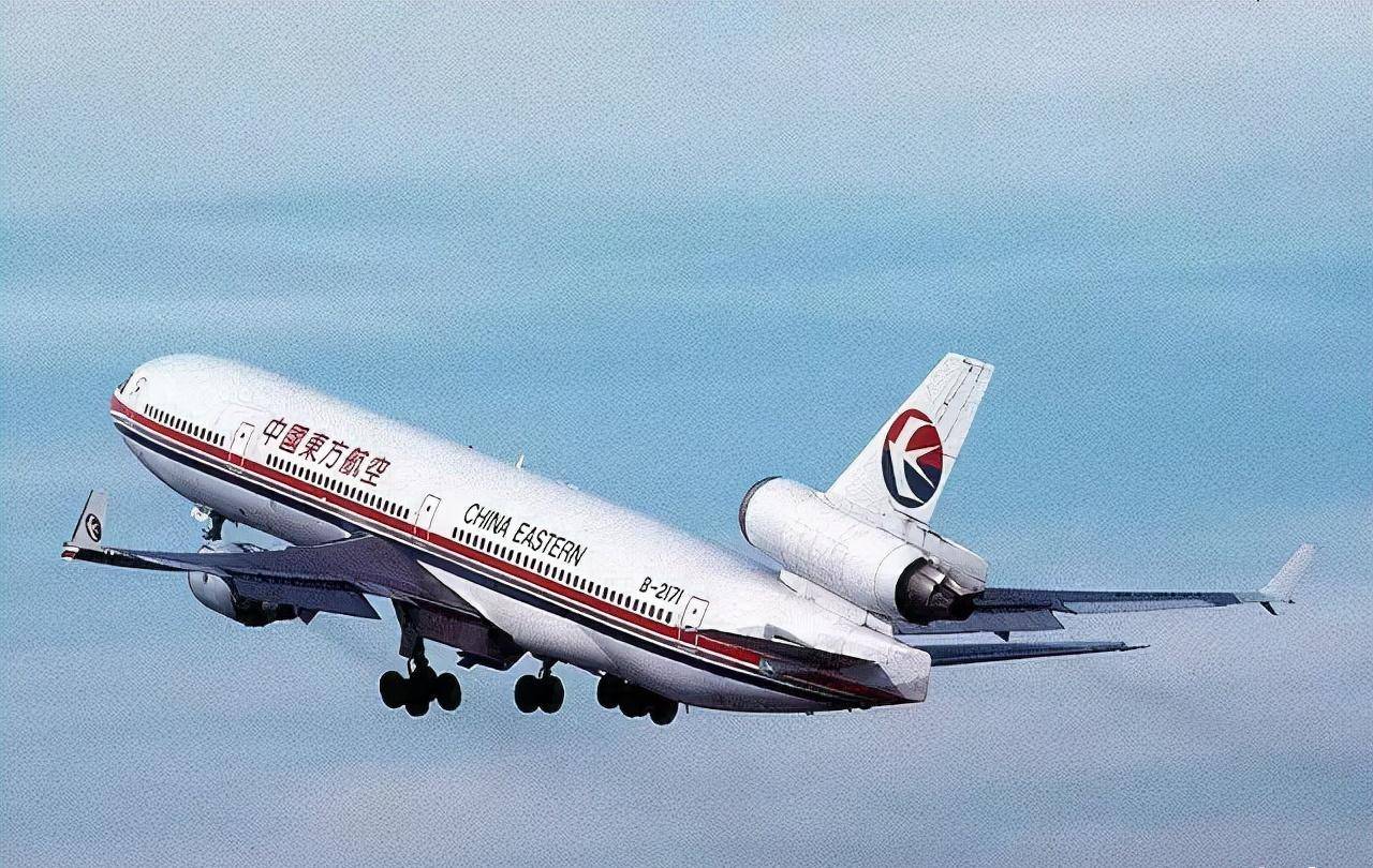 93年东航福州空难:机组执意降落,使飞机报废,2名乘客身亡