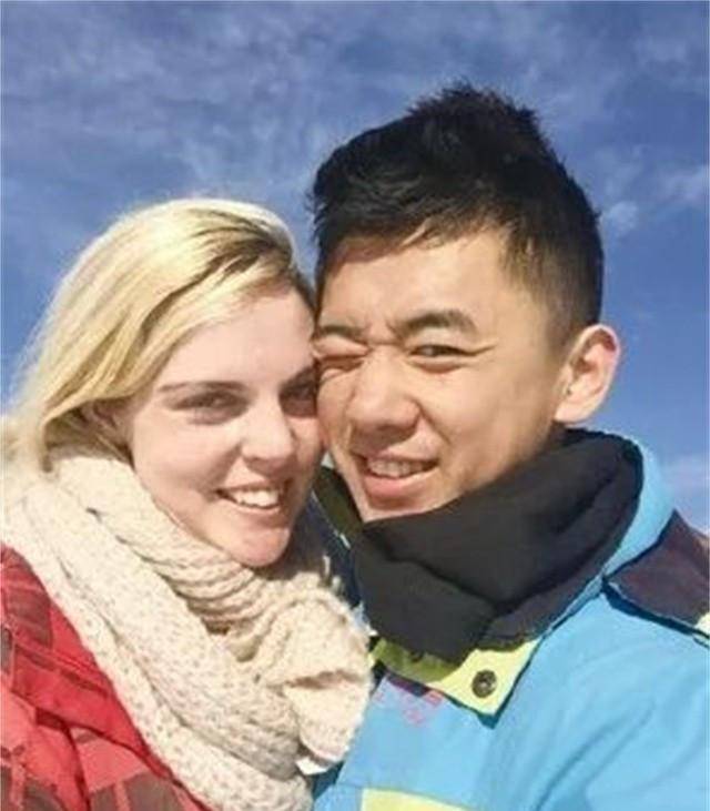 澳洲白富美远嫁中国小伙,惊动全村1000人围观,洋亲家当场看呆了