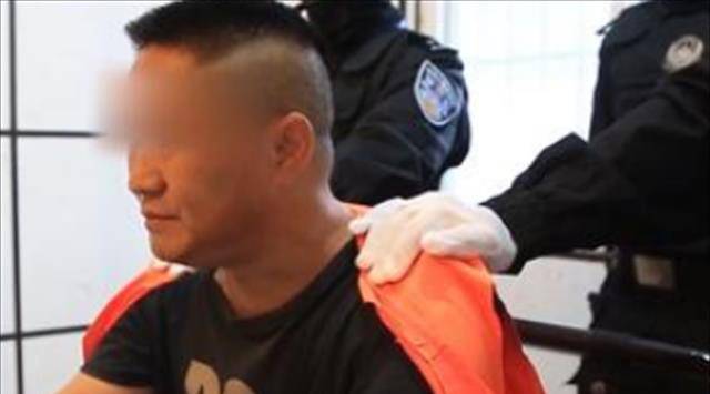 毒枭的最后2小时:被执行死刑前,他请求给10分钟向家属