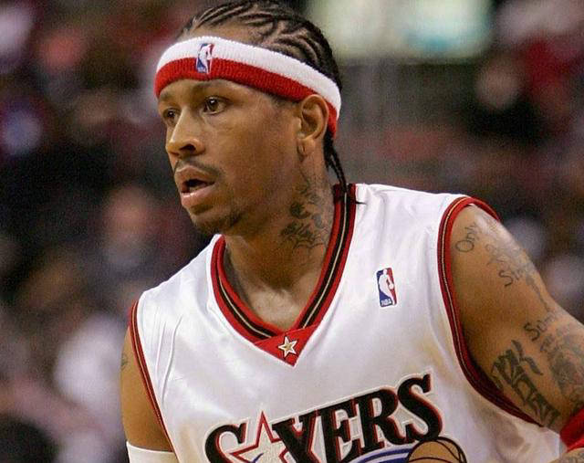 艾弗森:一个既可能成为篮球传奇又可能成就橄榄球巨星的天才