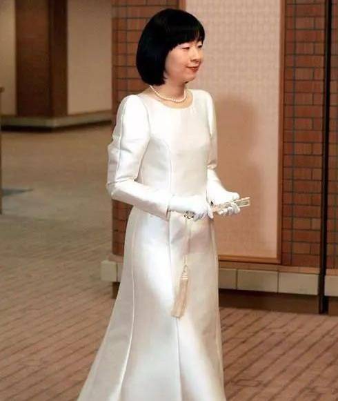 爱子贵为皇室嫡公主,德仁雅子好上心,替女儿争取有力的皇室职位