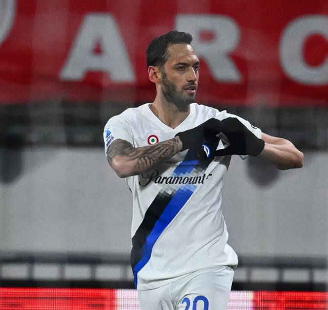 欲增加200万转会预算,橡树资本或加剧球迷不满_欧元_球员_格雷戈里奥