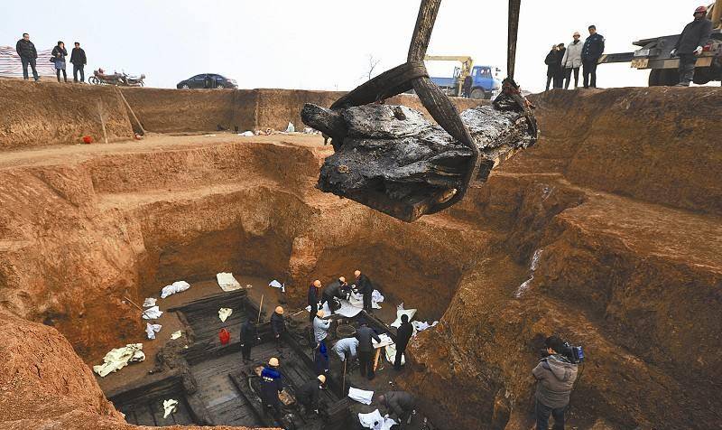 2000年汉墓被盗,4个盗墓贼丧命于此,出土文物价值不少于200亿