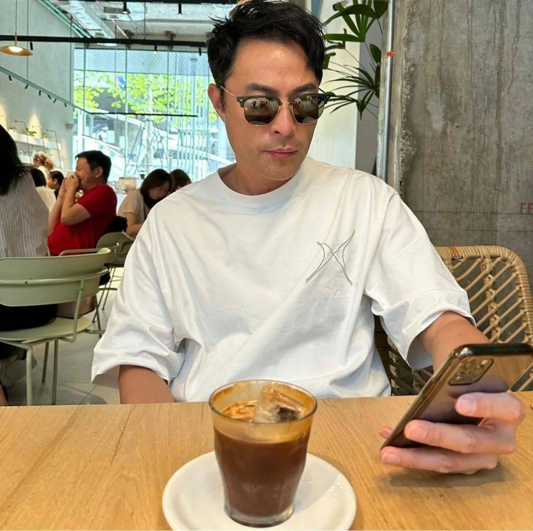 45岁前tvb有型熟男生图流出