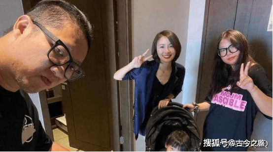 这个家庭的生活也有了改观,但是税洁还是有股不服输的精神,想做事业的