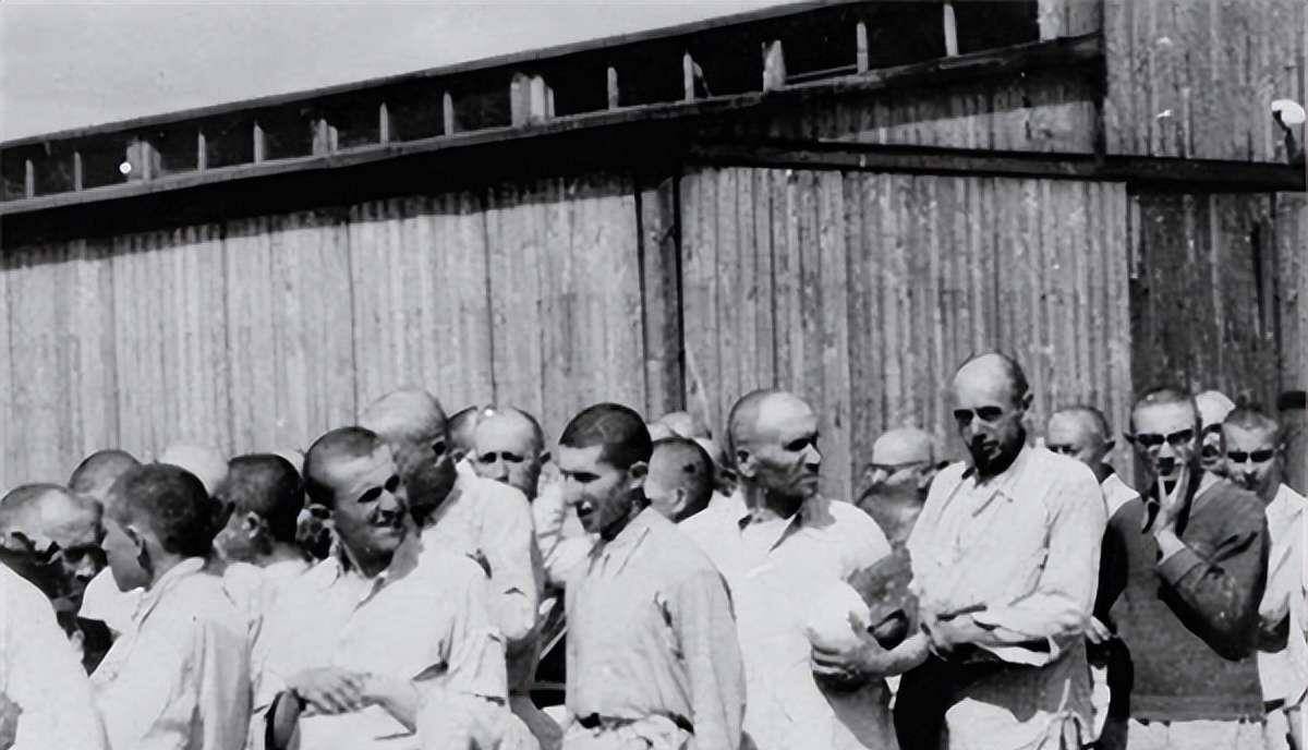 英美战俘集中营图片