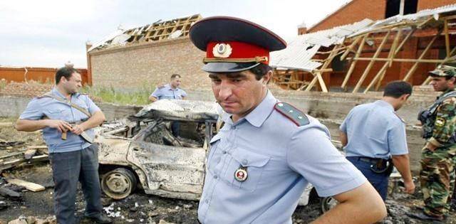 俄罗斯危险的匪徒:"高加索之狼"亡命记