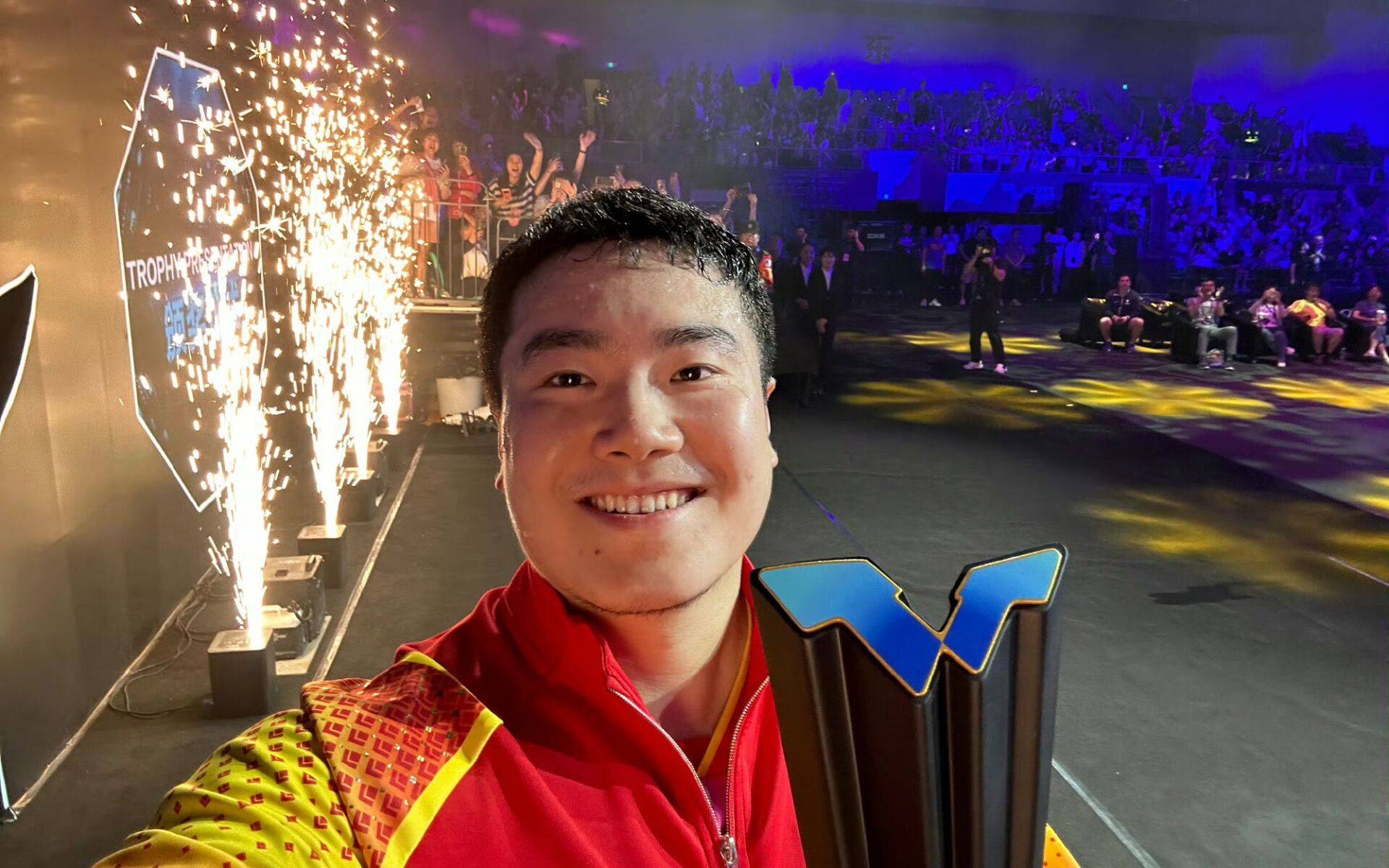 恭喜梁靖崑男单夺冠,横扫法国勒布伦很霸气,大胖为国乒捍卫荣誉