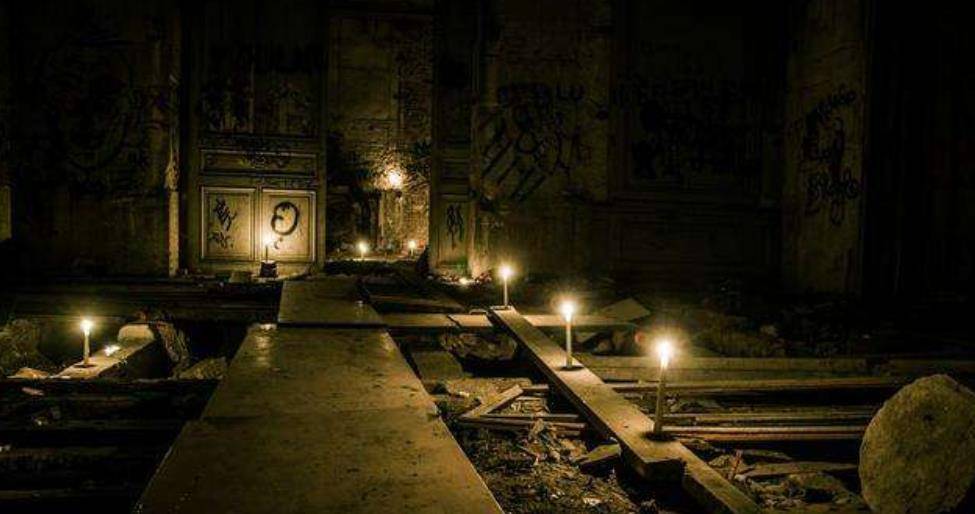 河南大旱水库塌陷,2500年前古墓重现人间,出土文物令人振奋