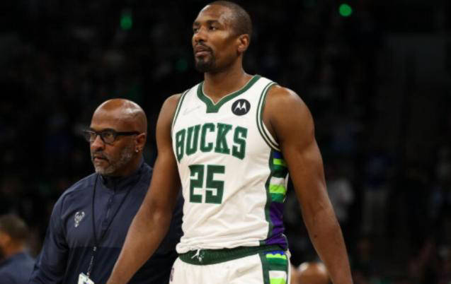 nba球员特异身体构造:洛瑞臀部迷人,詹姆斯无伤身"钛合金"_膝盖_波尔