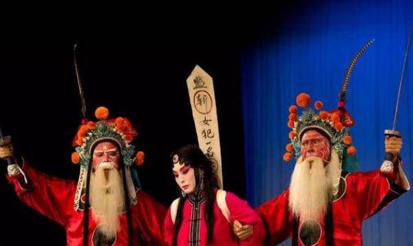 窦娥临死前发了三桩毒誓,除六月飞雪外,另外两桩是什么?