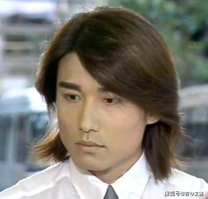 初见惊鸿一瞥,再见疑似整容脸,好像扑克人物jqk