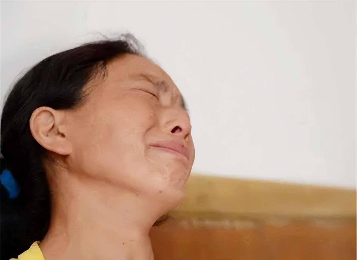 纪实:伺候93岁瘫痪母亲12年,68岁阿姨崩溃:您再不走,我就得走