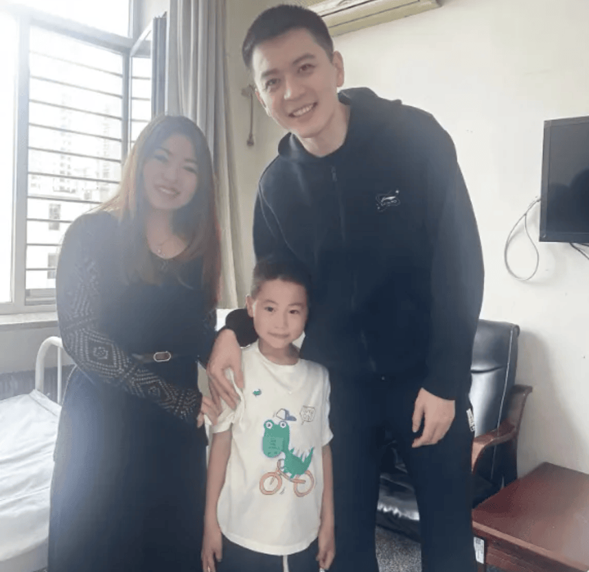 辽篮夺冠第4天!38岁杨鸣做感人决定,去向揭晓,球迷肃然起敬