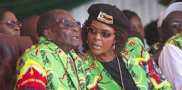 搞出80000000000%的通胀率,弄出面值100万亿的钞票_国家_白人_土地