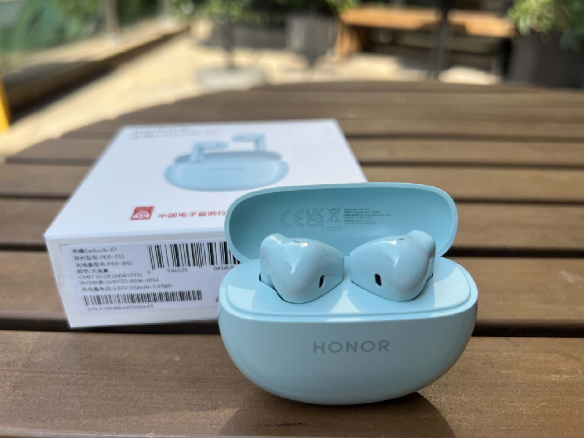 小巧时尚精致,性能全面提升,荣耀earbuds x7蓝牙耳机你值得拥有