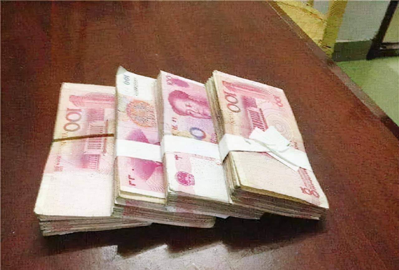 17年前,退伍费到手借了战友400元,16年后,战友发起寻人启事还钱!