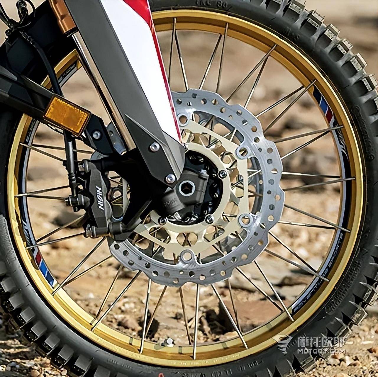 辐条轮的种类解析:传统,真空与胶带密封有何不同?_搜狐汽车_搜狐网