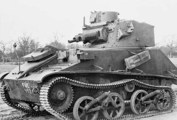 vi轻型坦克远涉重洋,终于来到了日本横滨港.