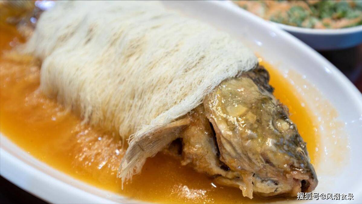 鲤鱼焙面的形态极具观赏性.