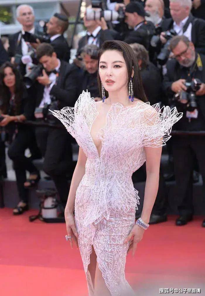追我的人从这排到法国,张雨绮:性格火爆,但身材更火