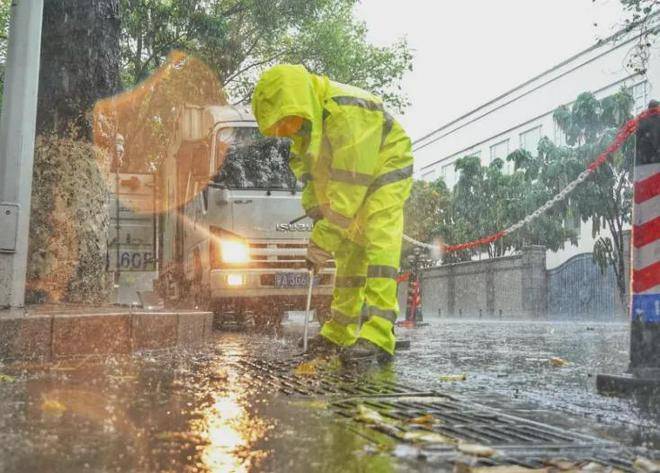 广州国企全力以赴做好"龙舟水"防御工作