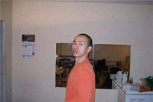 北大天才张老三:放弃华为百万年薪,跑国外当水管工,现混成啥样