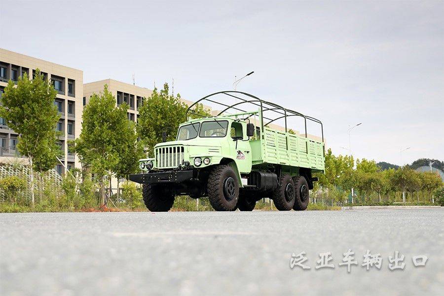 东风六驱6x6全驱eq2100越野卡车专用车