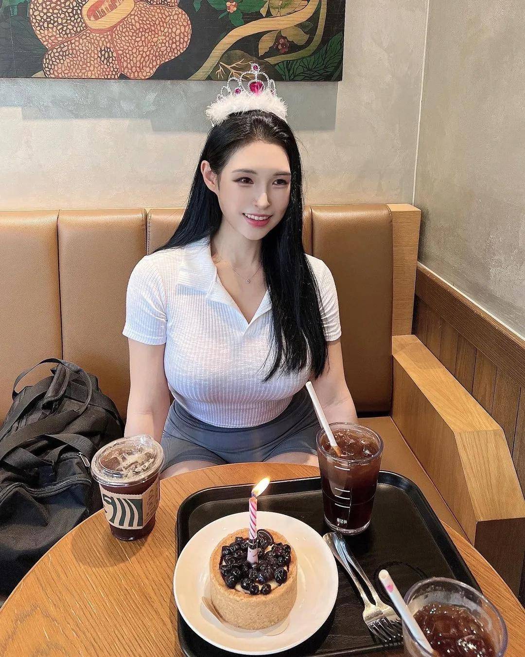 绝顶身材合集(一个人的时候在看)