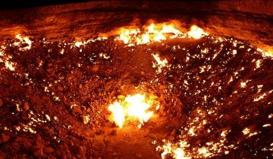 当然,地狱之门只是一个称呼,这达瓦札能够燃烧起来的真正原因是因为