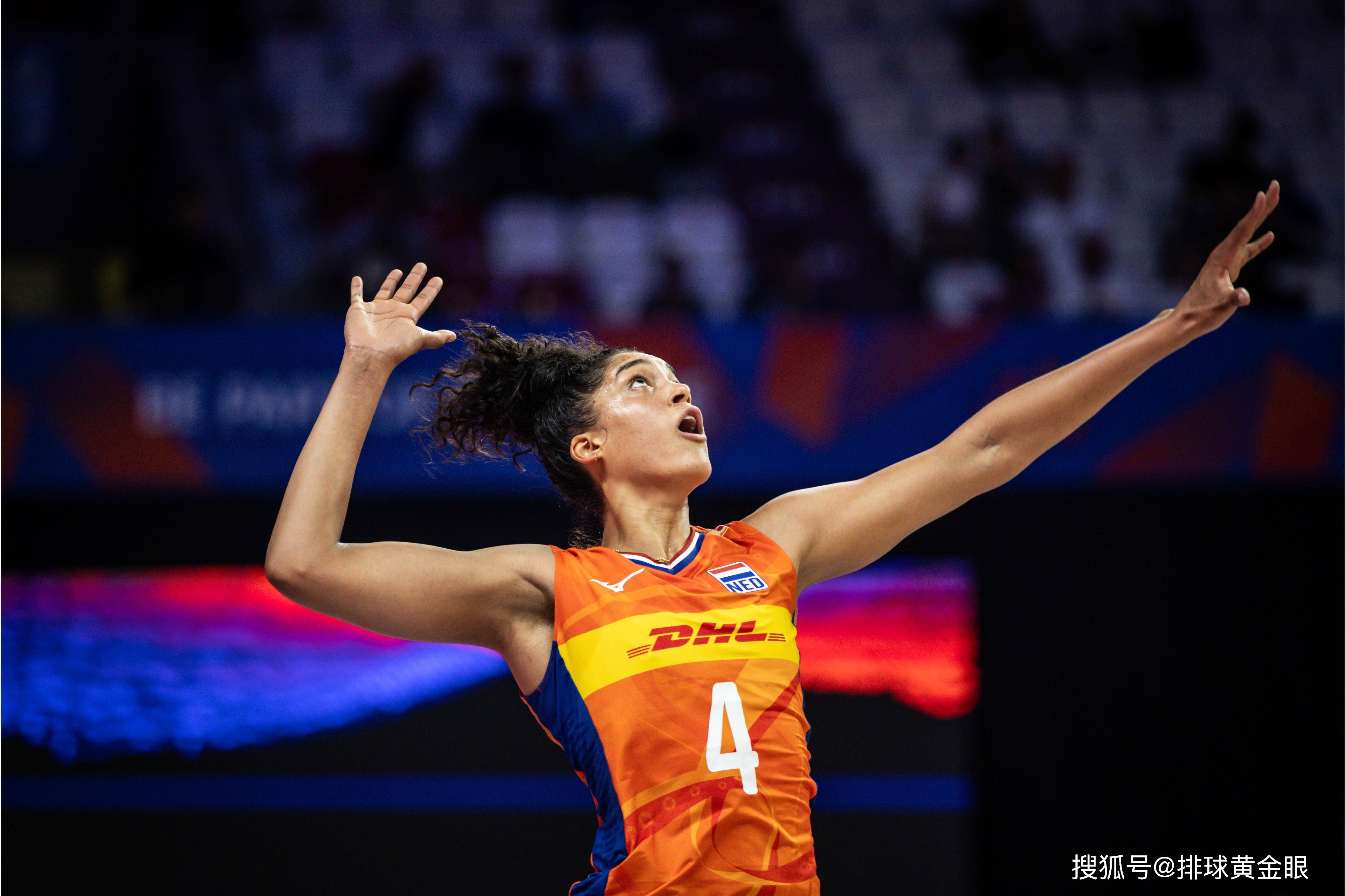 庄宇珊落选澳门站首秀!荷兰重炮无缘14人名单,中国女排迎关键战