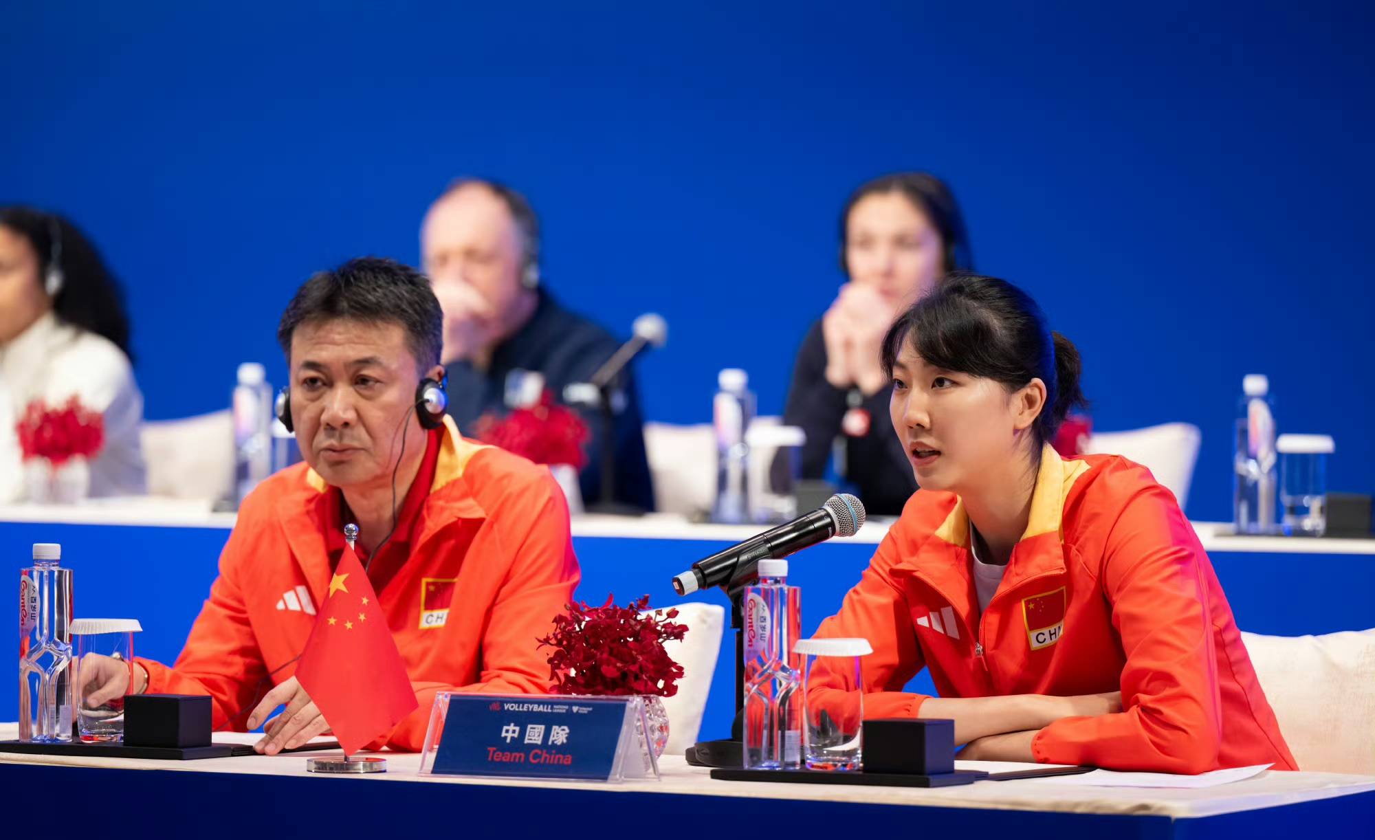 球迷预测朱婷将首发 ,中国女排澳门站首秀在即_比赛_名单_荷兰