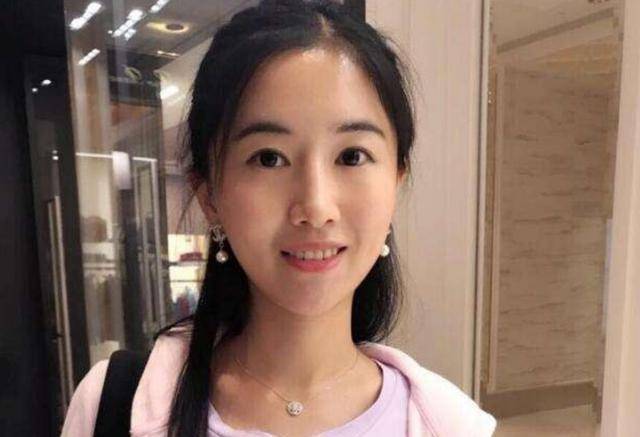 "蛇蝎美人"翟欣欣:4年前骗婚获得千万资产,逼得丈夫跳楼自杀