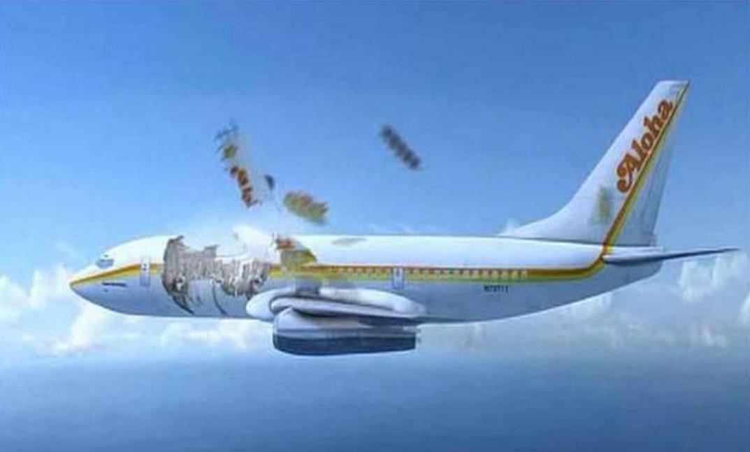 美国航空191号班机空难图片