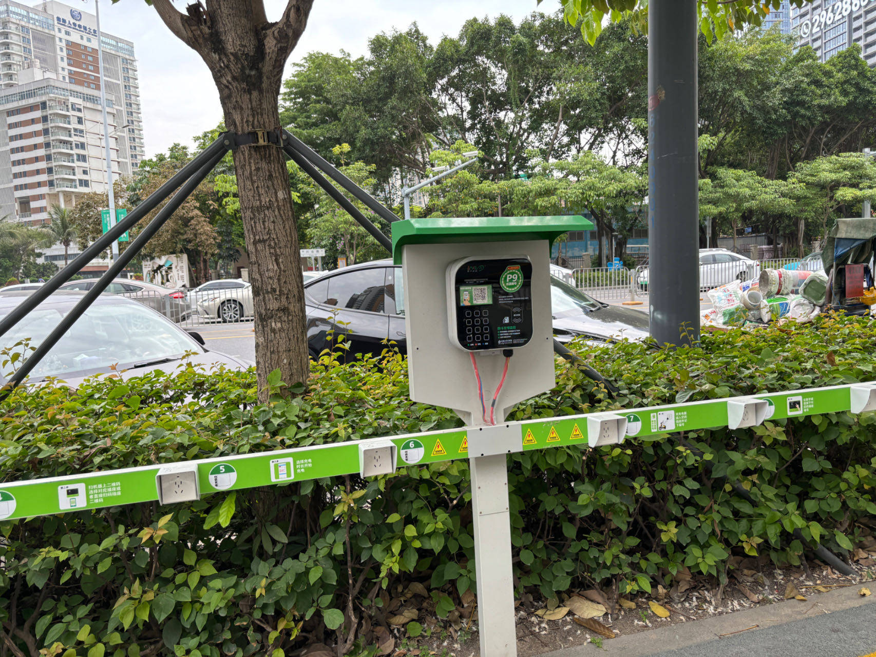 汽车充电桩:未来出行的绿色动力站