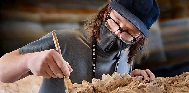 世上已消失的4大人种,如果他们还存在的话,人的生存会受到威胁_尼安德