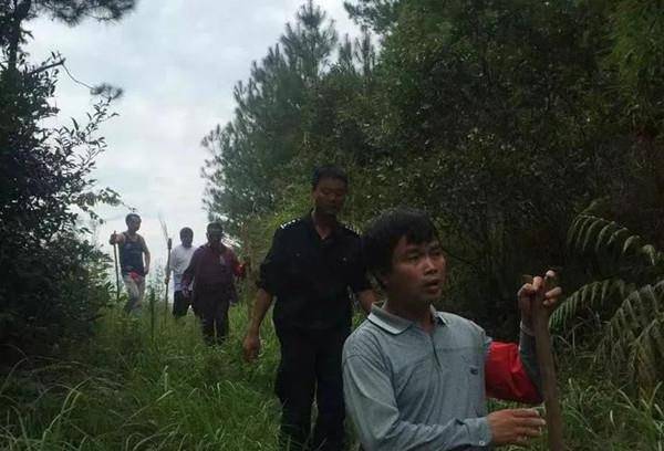 缙云绑架杀人,嫌疑人深山逃窜,两人自首,一人被发现时已成白骨