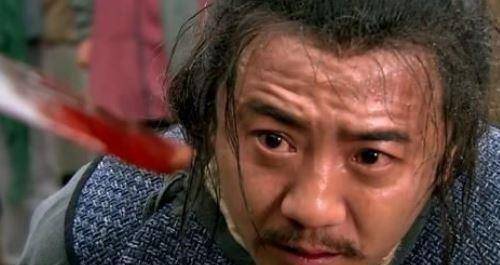 宋江在酒楼写下了反诗,黄文炳发现后连忙是统治蔡九.宋江为了