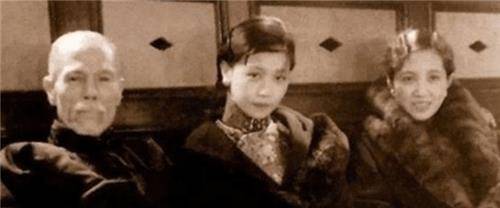 生下4子1女却惨遭抛弃,改嫁后儿子成香港传奇_施娣_何仕文_工作