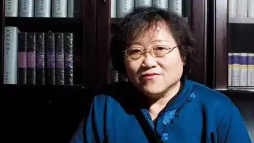 王小波去世后,李银河与"女身男心"司机相恋:坦言会考虑结婚