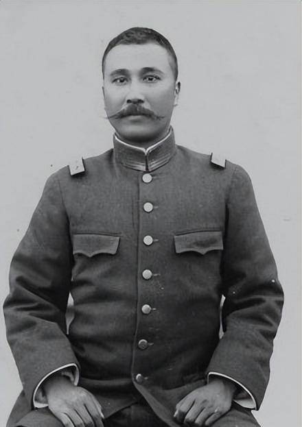 意外刺杀:导致武艺高强的他们,冒着枪林弹雨,血溅黄花岗_广州_新军