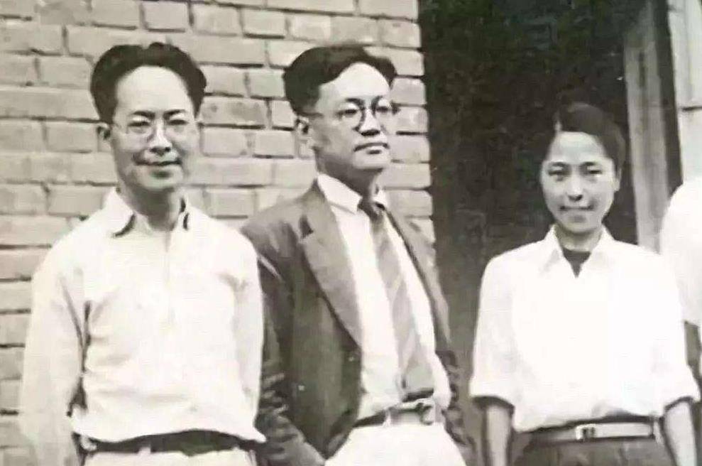 沈从文带走九妹11年,送回故乡已是一个疯子,晚年见外甥莫名悲哀