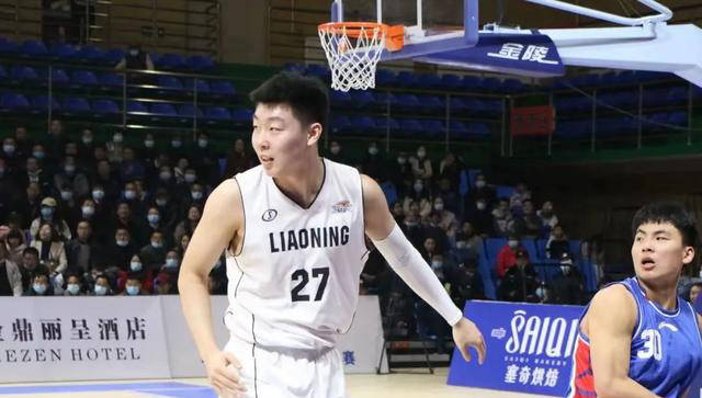 俞泽辰澄清未加盟吉林,有望超越丛明晨成为辽宁籃球队的关键球员!