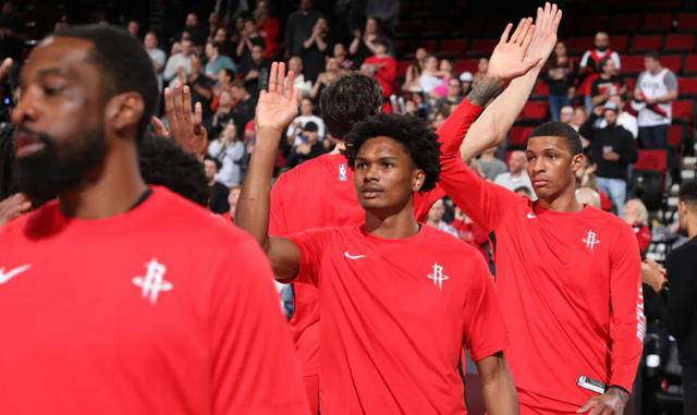 火箭队计划引援以加强后场实力,交易3号签将成关键一步