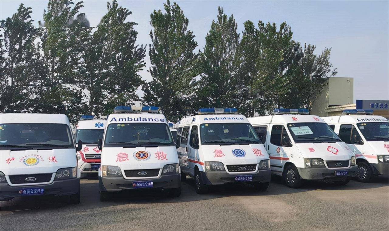 黑救护车的生意经:人死在半路钱要翻倍,敢举报就拉去殡仪馆烧了