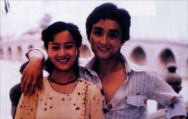 赵丽萍是不相信这个建议的,因为神医说的治病方式怎么都