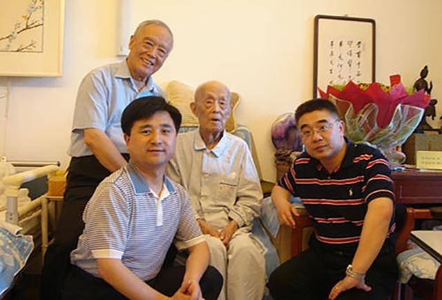 70岁娶30岁保姆,和父亲13年不来往,老来得子,父亲:你何罪之有_季承