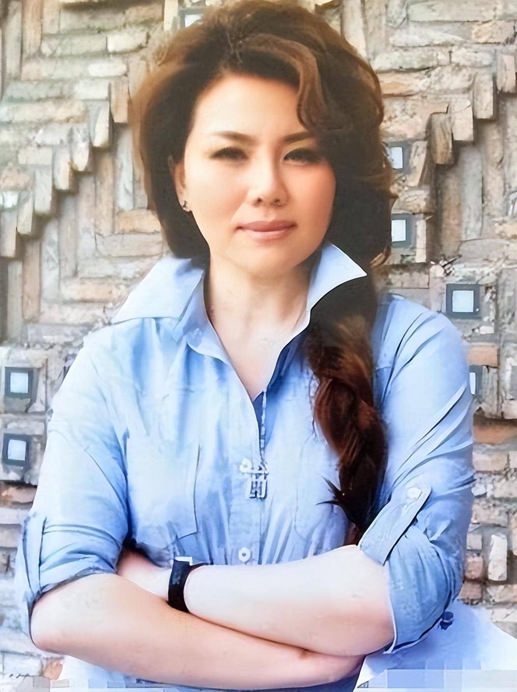 方静:一路好好走,前央视主持,涉嫌间谍门被抓,已客死他乡9年