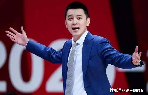 辽宁男篮夺冠背后,杨鸣曝出更衣室内讧,并非艾伦,杜峰无辜躺枪_教练