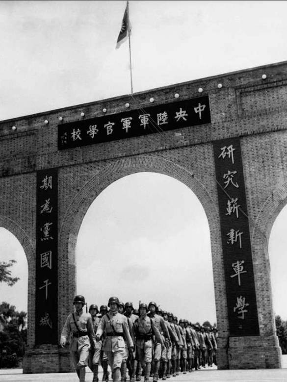 黄埔军校前期人才那么多,为何六期以后基本上没有什么名将?